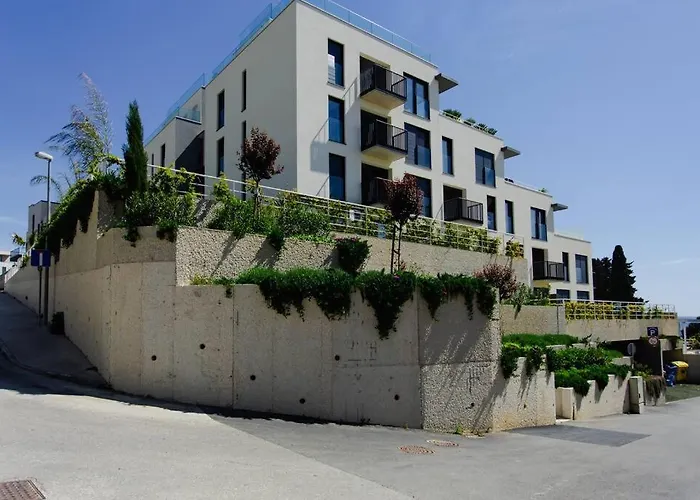Appartement Front Maal, Private & Parking *