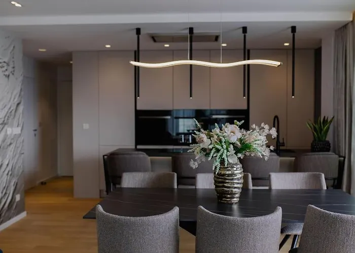 Appartement Front Maal, Private & Parking *