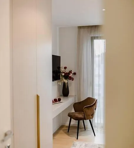 Appartement Front Maal, Private & Parking *