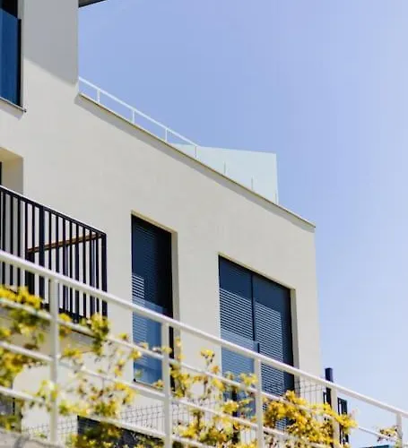Appartement Front Maal, Private & Parking *