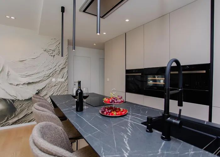 Front Maal, Private & Parking Appartement
