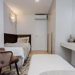 Front Maal, Private & Parking Apartman Split
