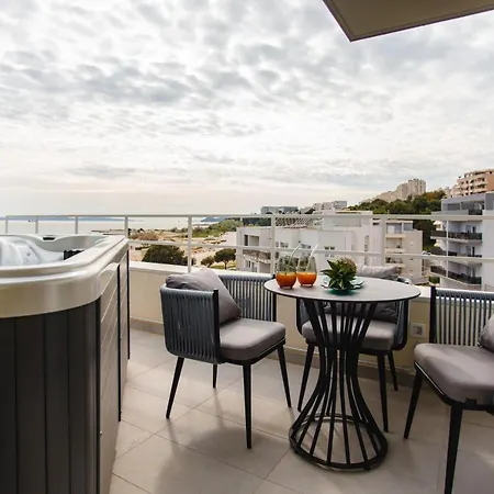 Front Maal, Private & Parking Appartement *